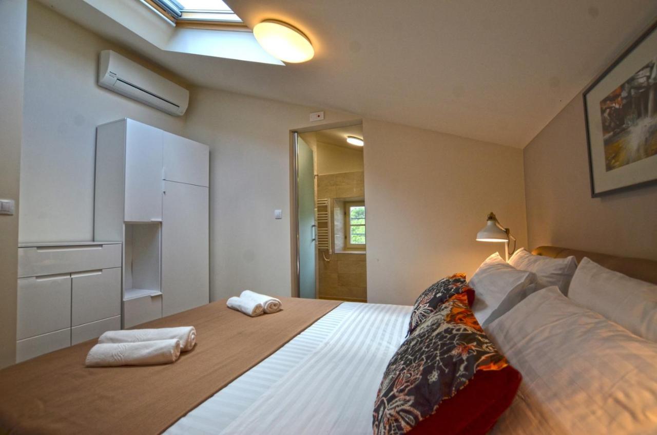 App & Rooms Juraga Бале Экстерьер фото